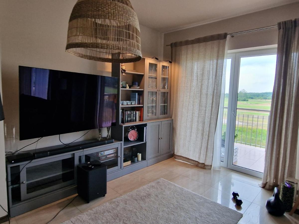 Apartgolf Sobienie Krolewskie Sobienie Szlacheckie Екстериор снимка