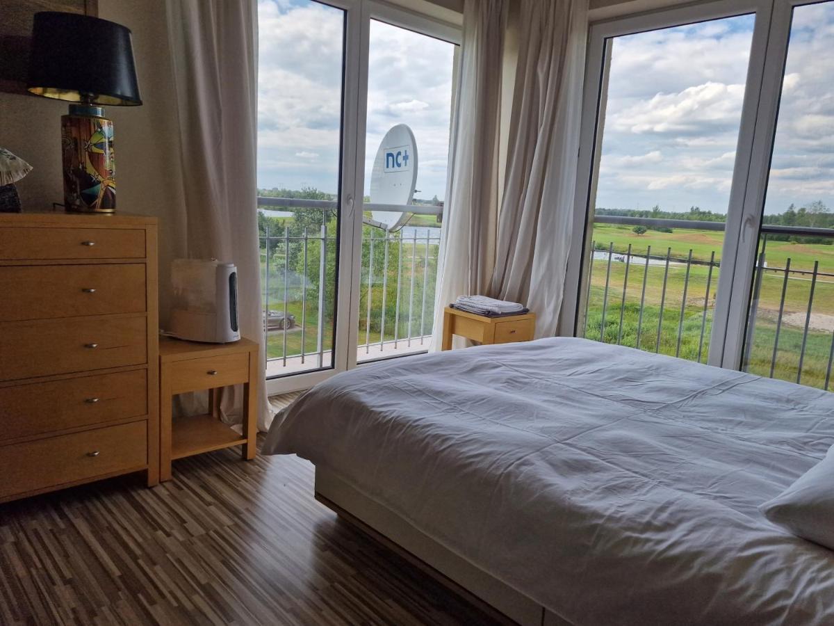 Apartgolf Sobienie Krolewskie Sobienie Szlacheckie Екстериор снимка