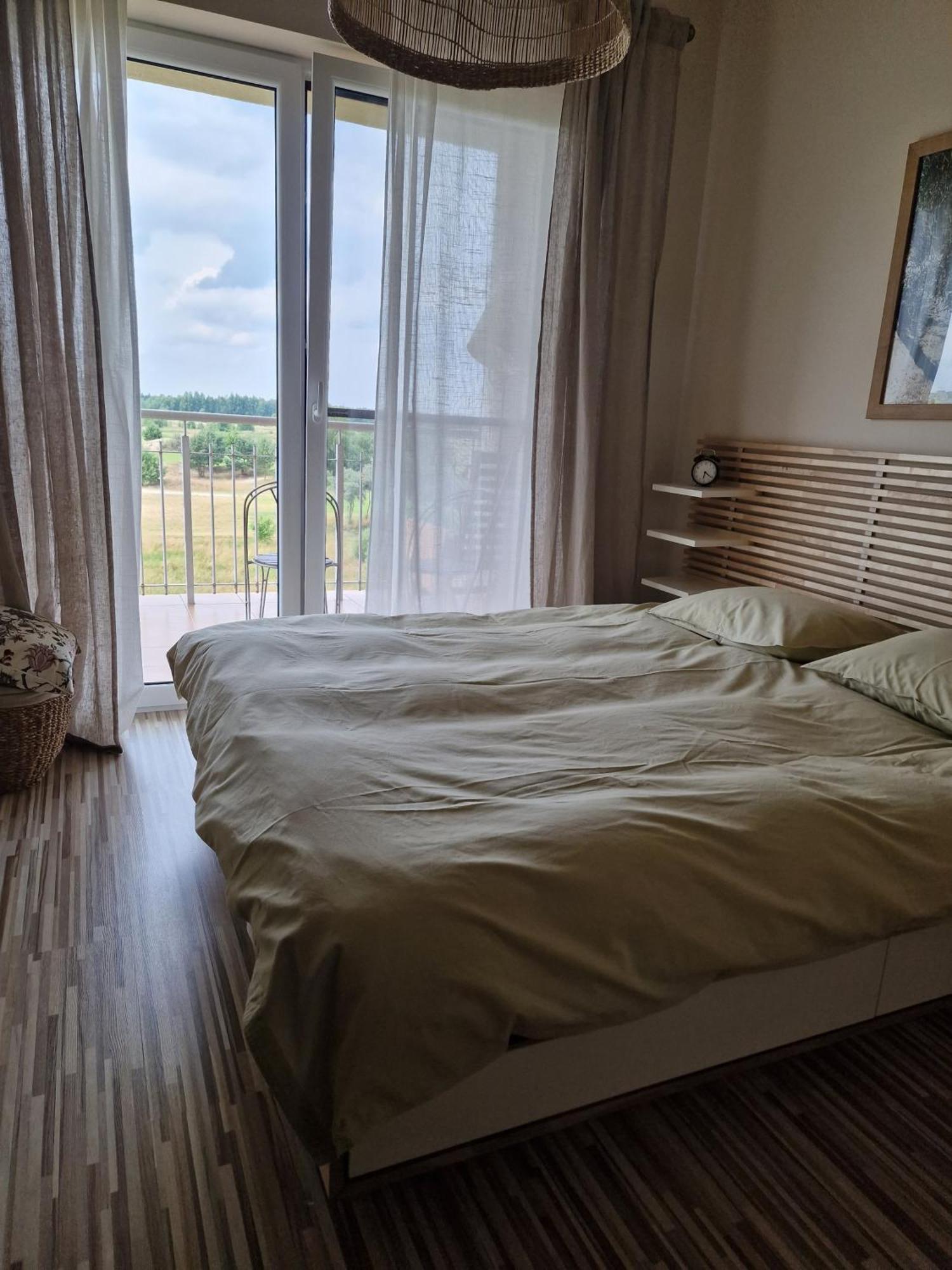 Apartgolf Sobienie Krolewskie Sobienie Szlacheckie Екстериор снимка