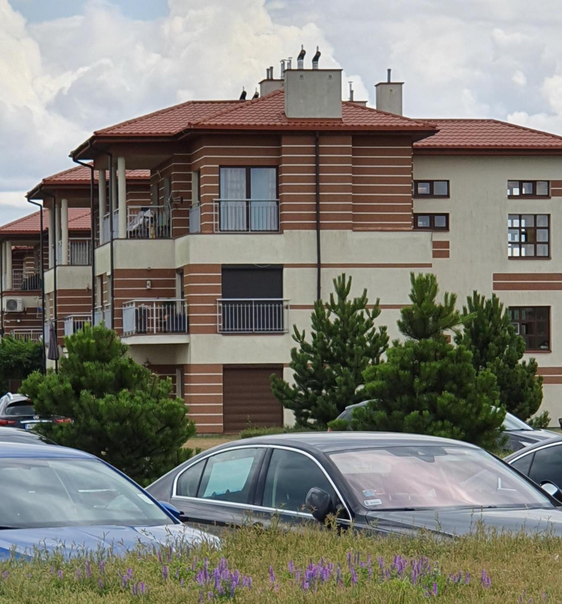 Apartgolf Sobienie Krolewskie Sobienie Szlacheckie Екстериор снимка