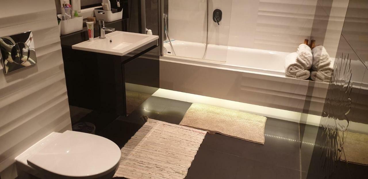 Apartgolf Sobienie Krolewskie Sobienie Szlacheckie Екстериор снимка