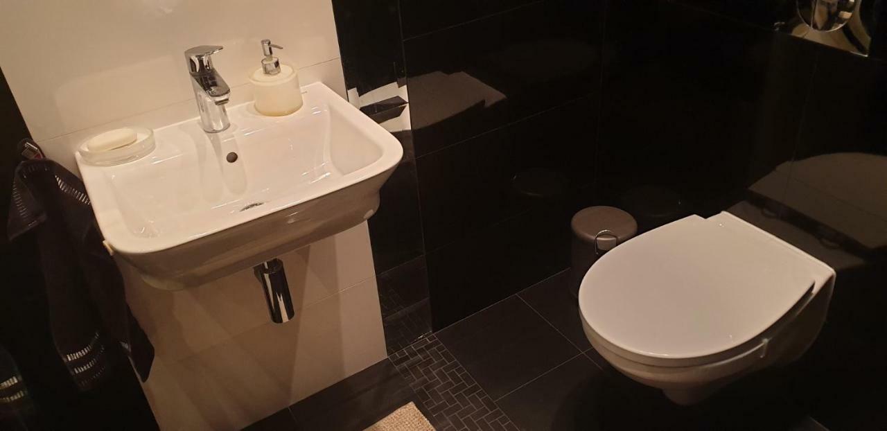 Apartgolf Sobienie Krolewskie Sobienie Szlacheckie Екстериор снимка